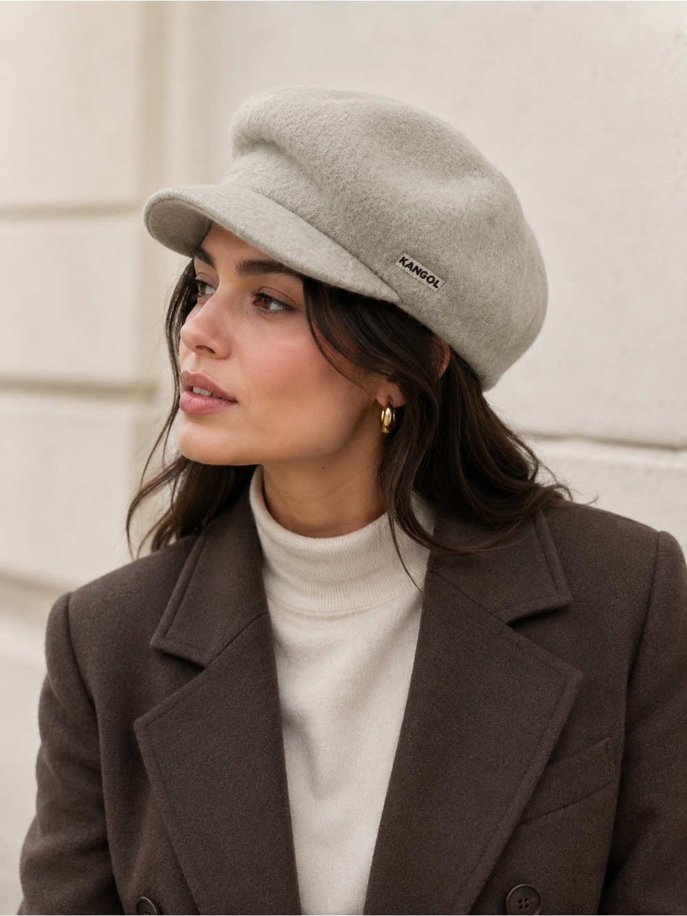 Kangol Women's Wool Baker Boy Cap in Light Gray